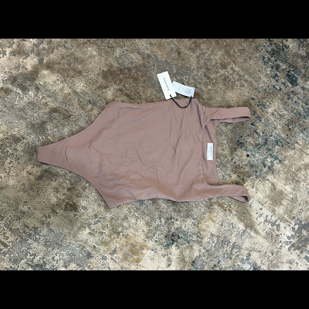 Brown nude aritzia bodysuit tank top seamless skims lookalike size S NWT